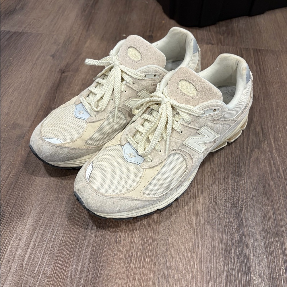 New Balance Cream 2002r